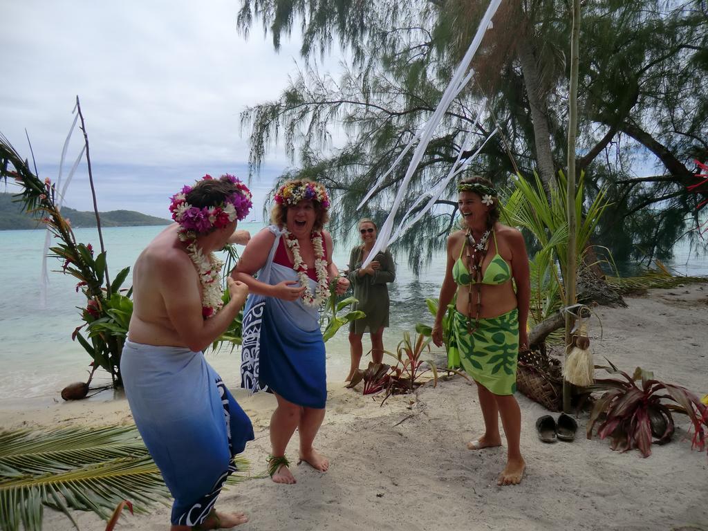 Pension Hibiscus Tahaa Uturoa Ngoại thất bức ảnh